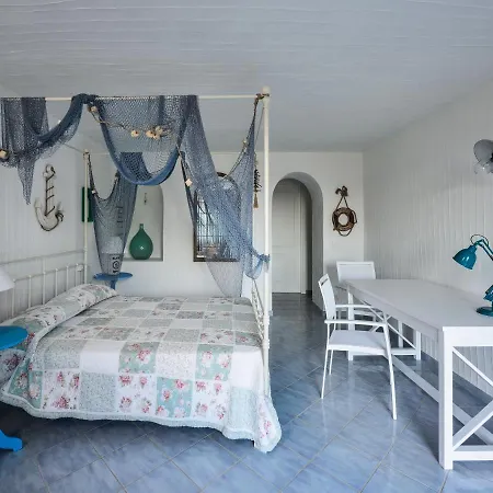 Li Conchi F Villa