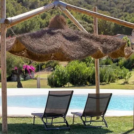 Li Conchi F Βίλα Castiadas